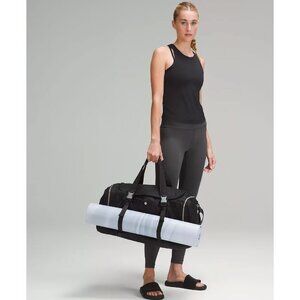 Lululemon Wunderlust Duffle Bag 40L Black OS